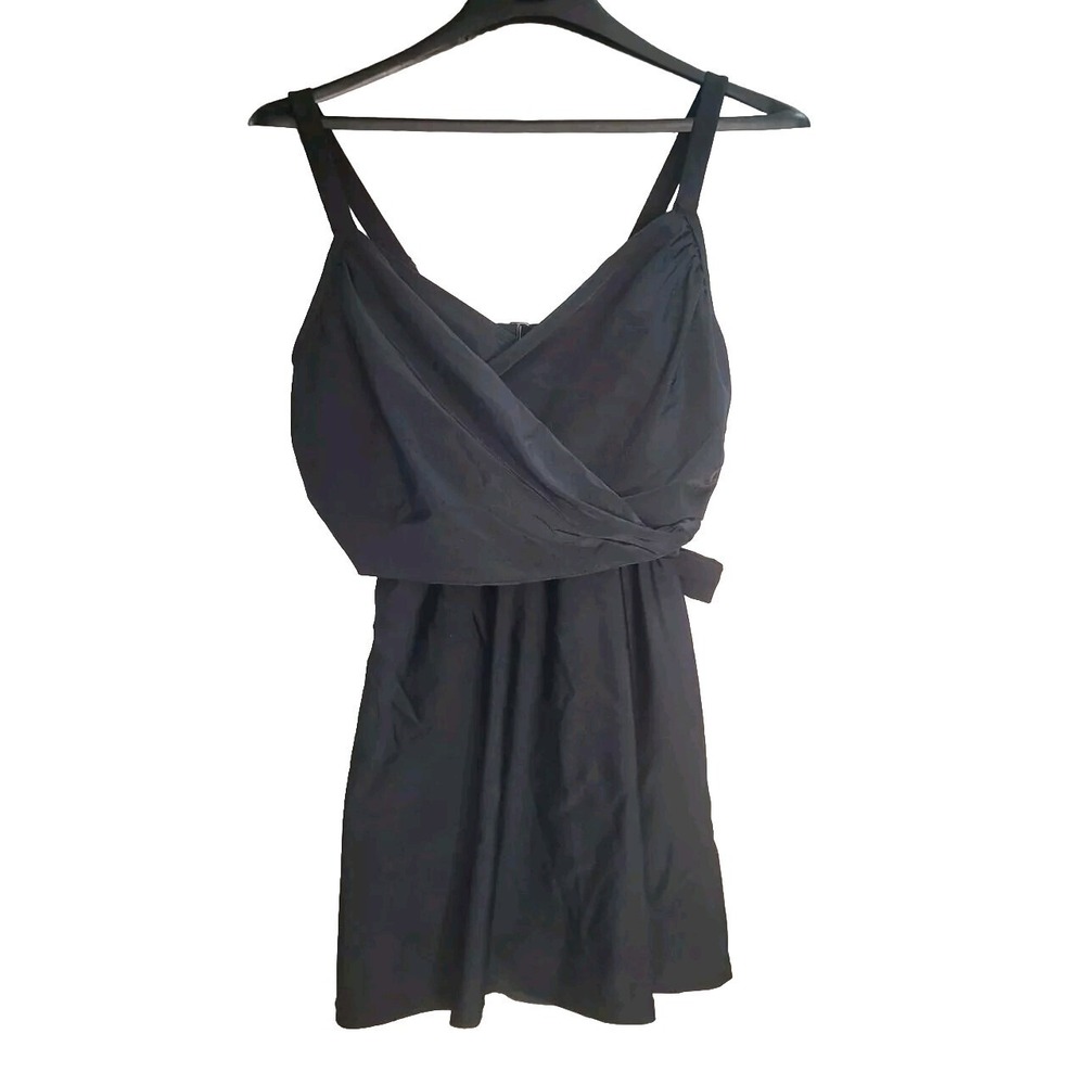 Old Navy Women's Plus Size Cross Back‎ Tankini Top Size 1X Black- NWT